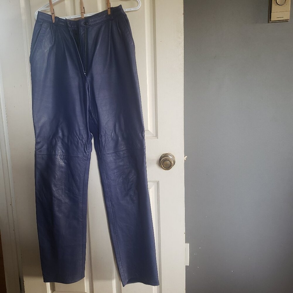 Jean Laine by Bainton Ltd. Woman's purple lined leather pants. Size 12
